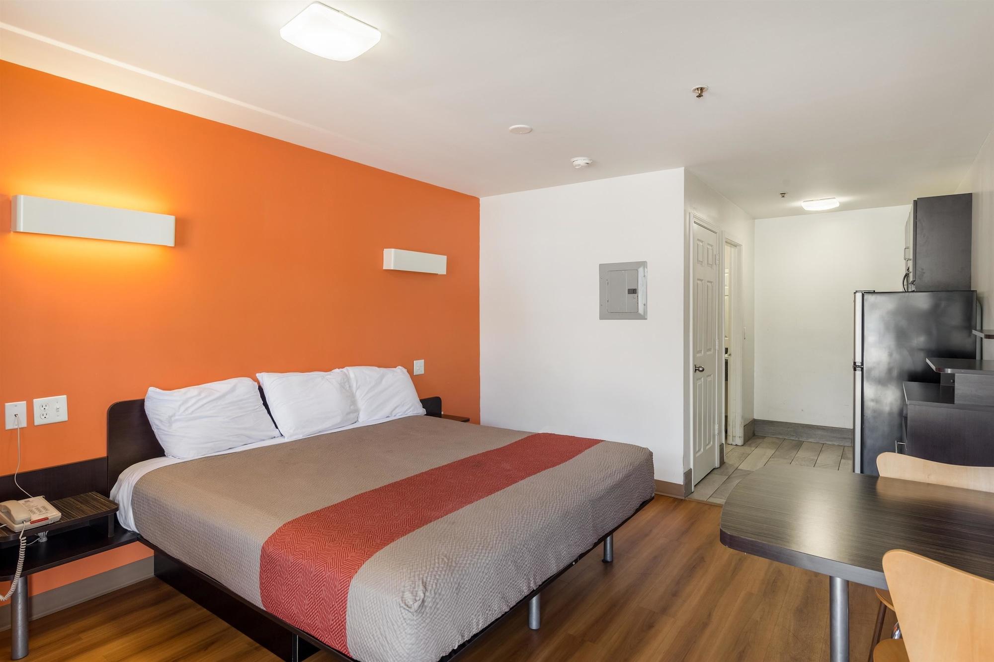 Motel 6-Greenville, Sc Bagian luar foto