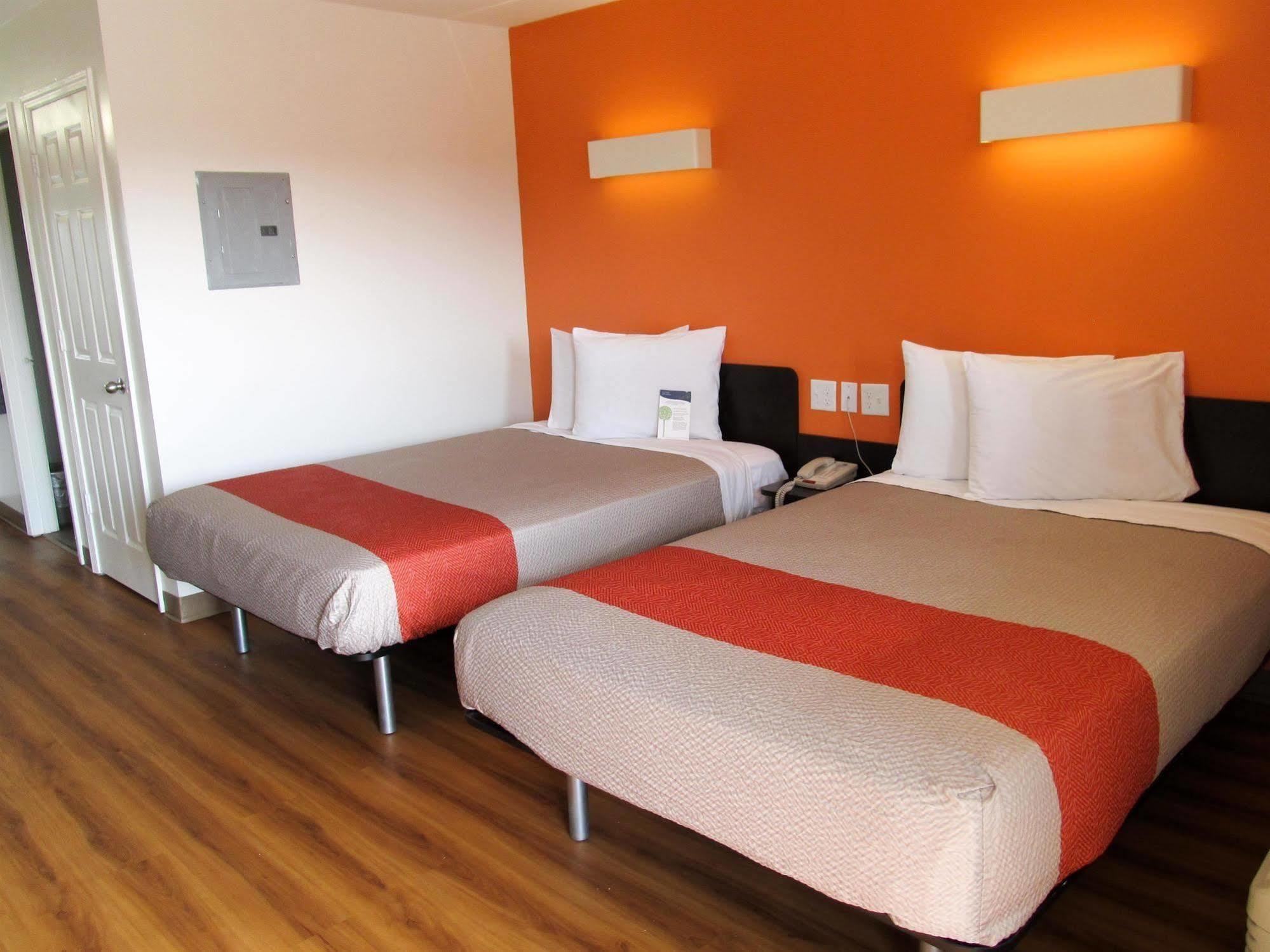 Motel 6-Greenville, Sc Bagian luar foto